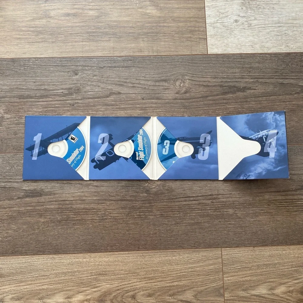 MICROSOFT FLIGHT STIMULATOR A CENTURY OF FLIGHT CD SET